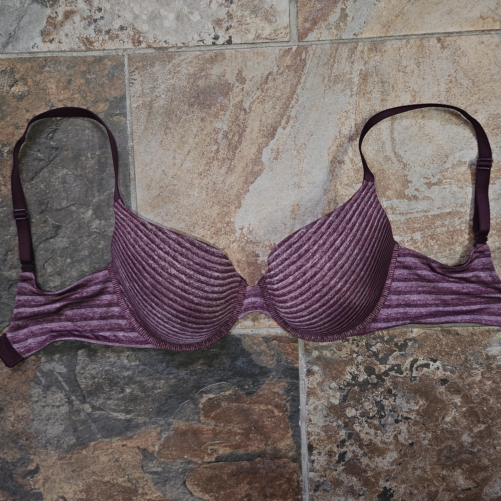 32DD UPLIFT SEMI/D3MI Victoria's Secret Purple/maroon Striped Bra Intimates